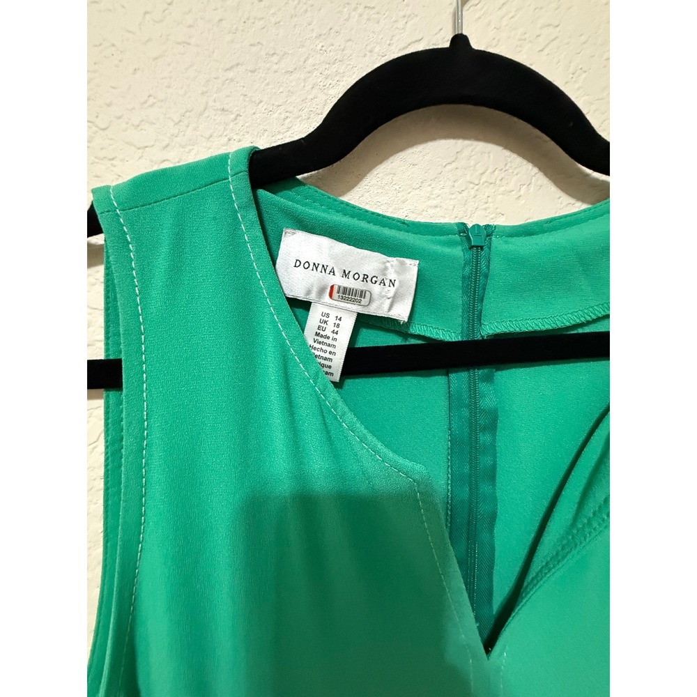 Donna Morgan Women's Sleeveless V Neck Sheath Dress Green Size 14 Career - Picture 3 of 5